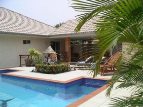 Отель Villa Baansiesom  Сам Рой Йот
